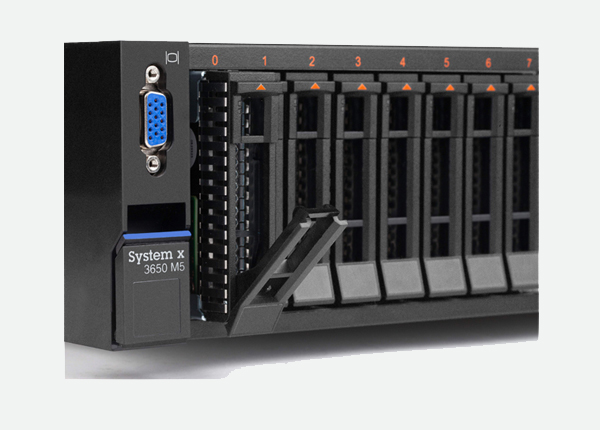 IBM System X3650 M5机架式服务器（2颗英特尔®至强®E5-2640 v4处理器/2*16G RDIMM内存/3*300GB 10K RPM SAS 2.5英寸硬盘） 产品图